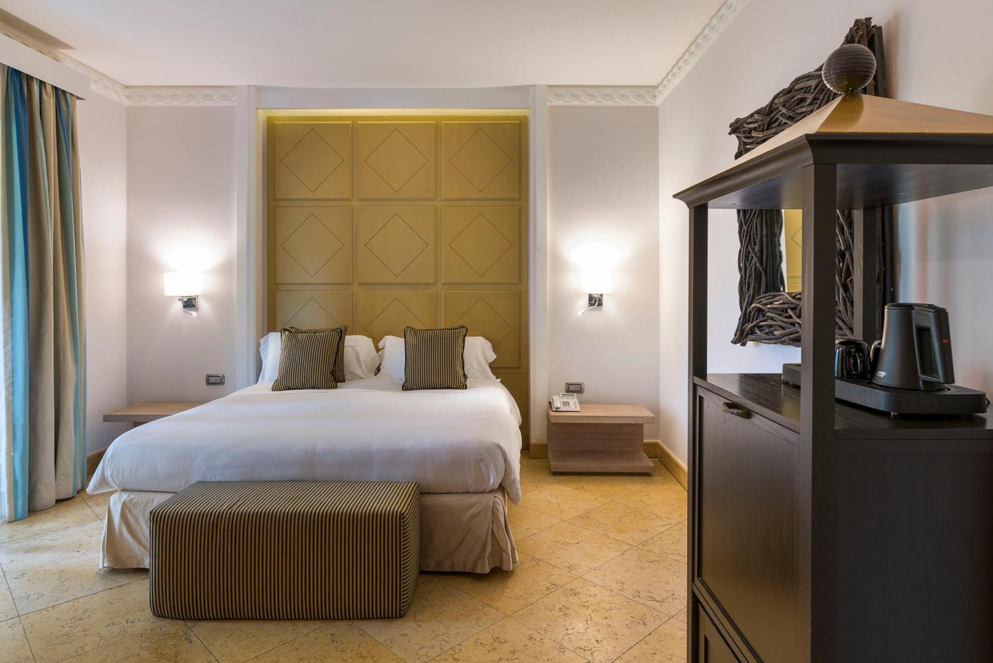 קטאניה Romano Palace Luxury Hotel מראה חיצוני תמונה